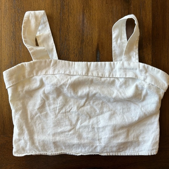 Abercrombie & Fitch Tops - Abercrombie & Fitch Linen Blend White Crop Top- size Small